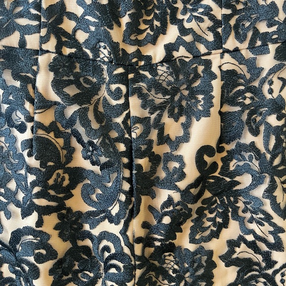 NWOT - Lovers + Friends Embriodered Midi Dress, STUNNING - Picture 3 of 5